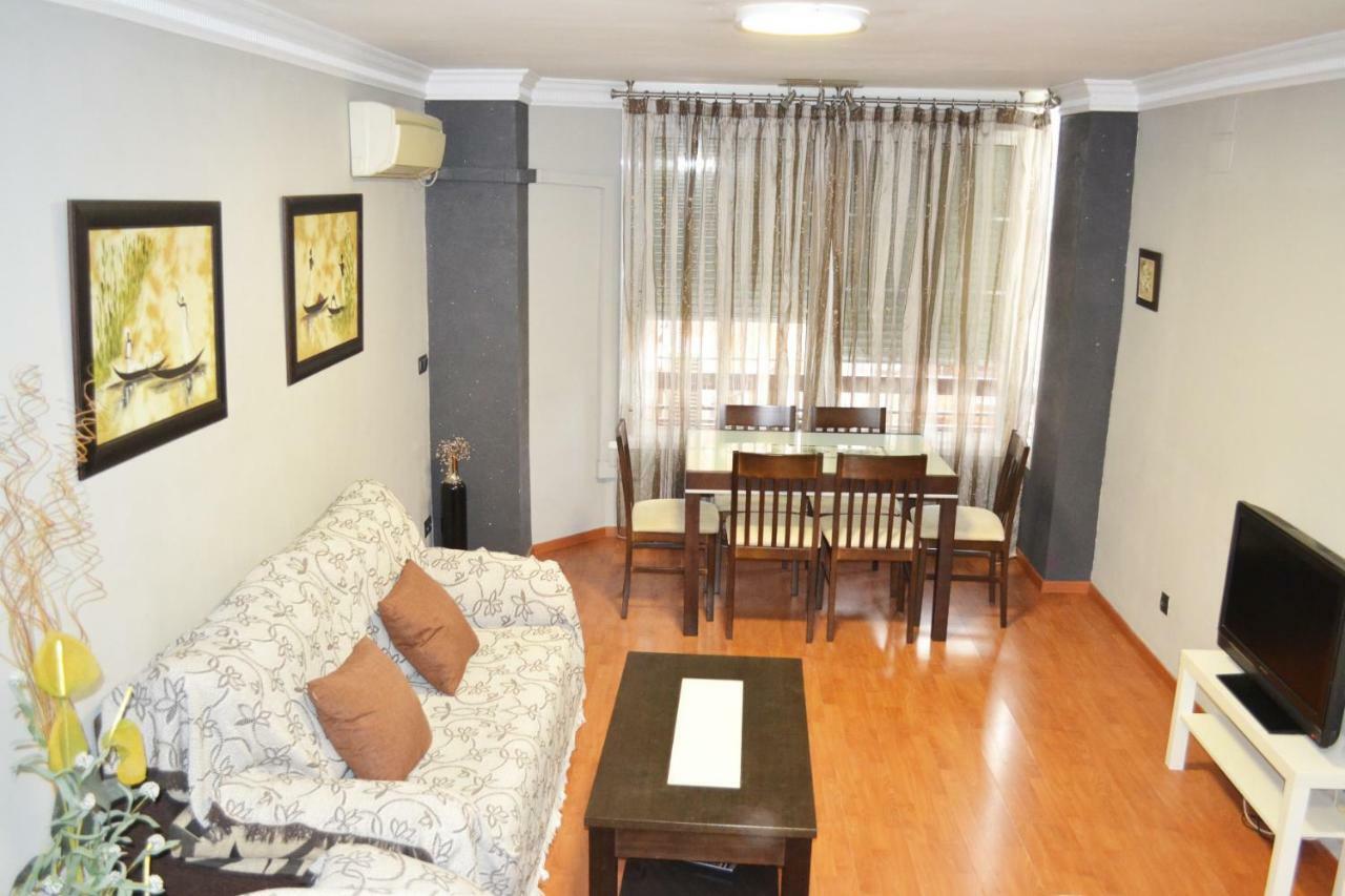 Apartament Apartamento Acogedor, Excelente Ubicacion, 10 Min Centro Sewilla Zewnętrze zdjęcie